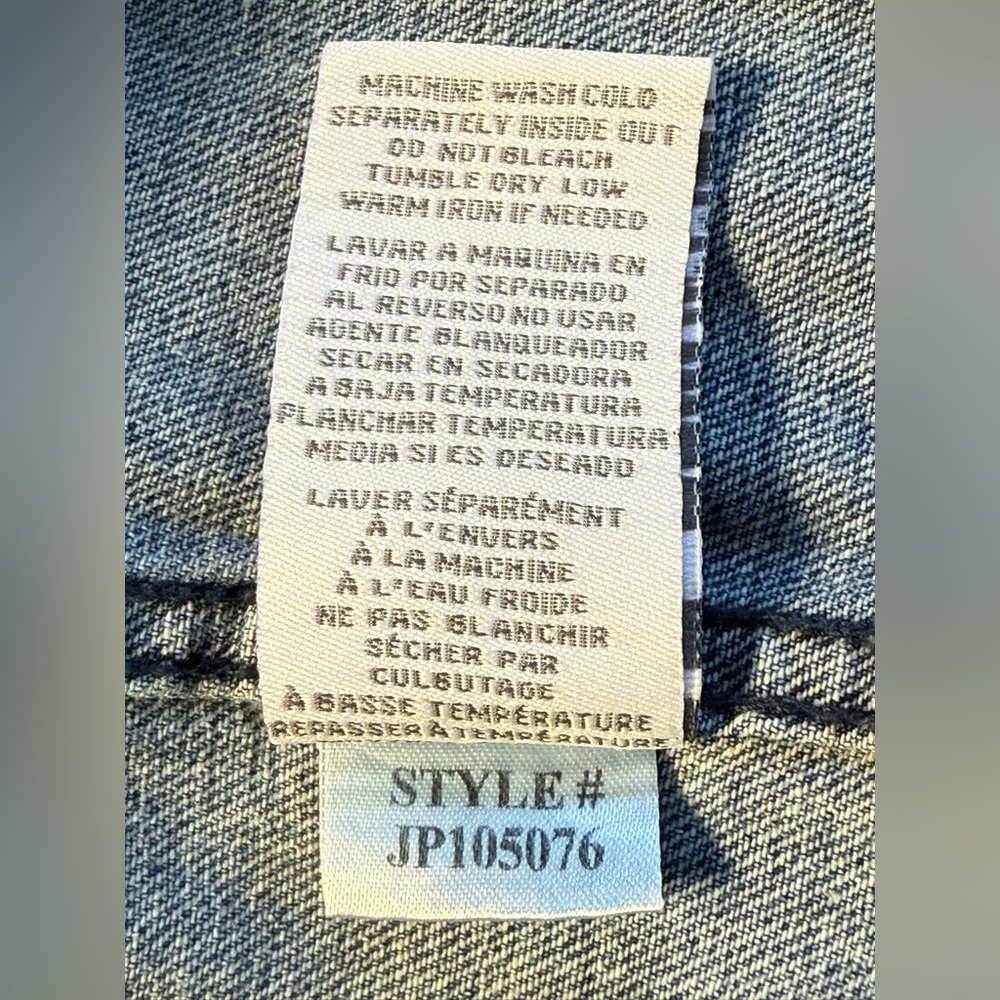 YMI Women’s Plus Oversized Boyfriend Denim Jacket Size 1X - Picture 8 of 9